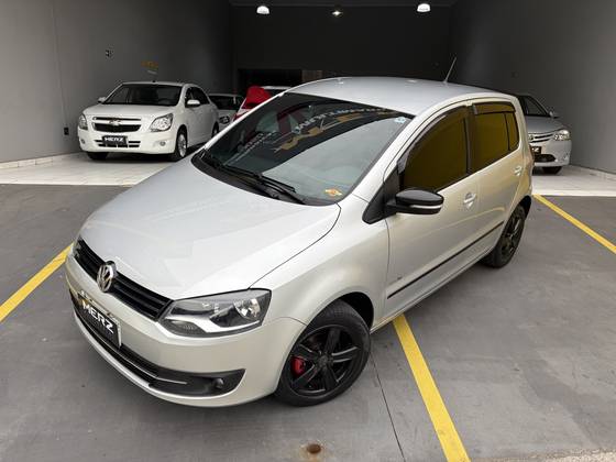 VOLKSWAGEN FOX 1.0 MI SILVERFOX 8V FLEX 4P MANUAL VOLKSWAGEN FOX 1.0 MI SILVERFOX 8V FLEX 4P MANUAL